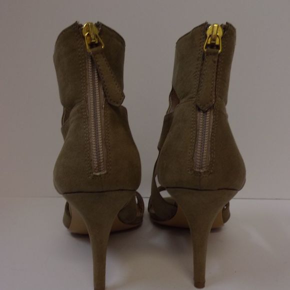 Dolche Vita Ankle-High Kris-Cross Open Toe Heels - Picture 3 of 5